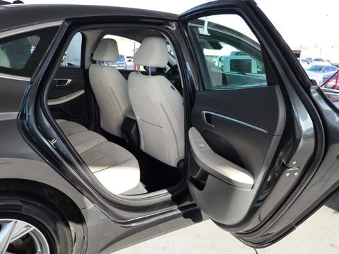 Used 2023 Hyundai Sonata SE image 33