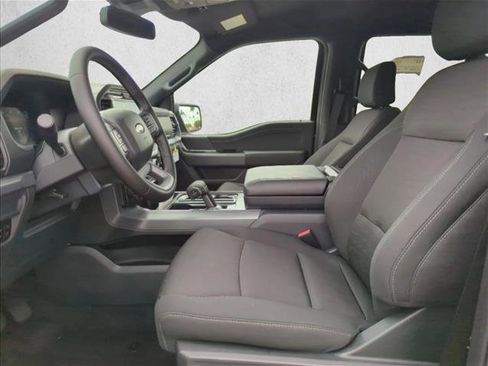 New 2026 Ford F150 XLT w/ Equipment Group 302A MID image 4
