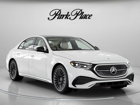 Used 2026 Mercedes-Benz E 350 Sedan image 33