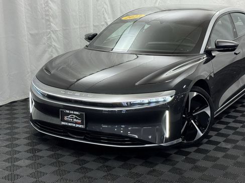 Used 2023 Lucid Air Touring image 5