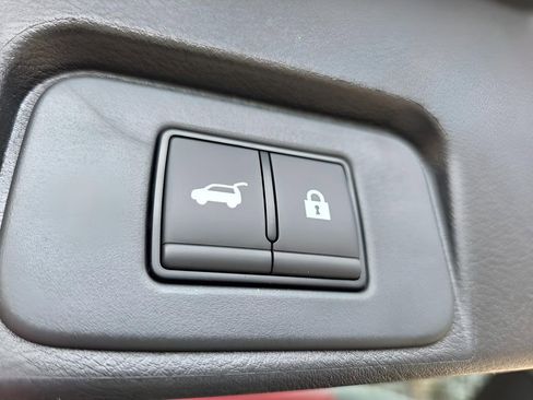 New 2026 Nissan Rogue SV image 9