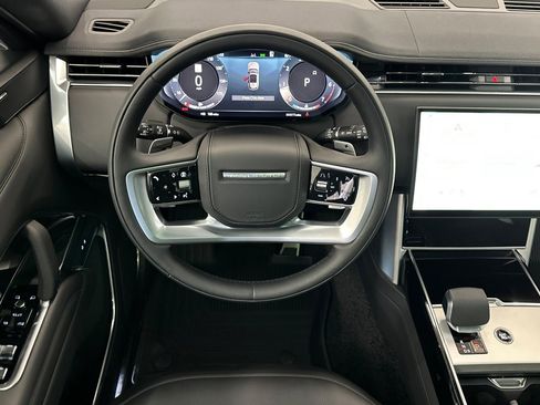 New 2026 Land Rover Range Rover Long Wheelbase SE image 26
