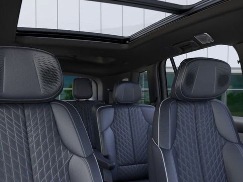 New 2026 Cadillac Vistiq Premium Luxury image 24