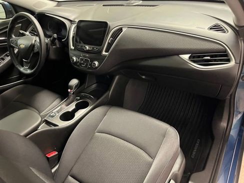 Used 2024 Chevrolet Malibu RS image 15