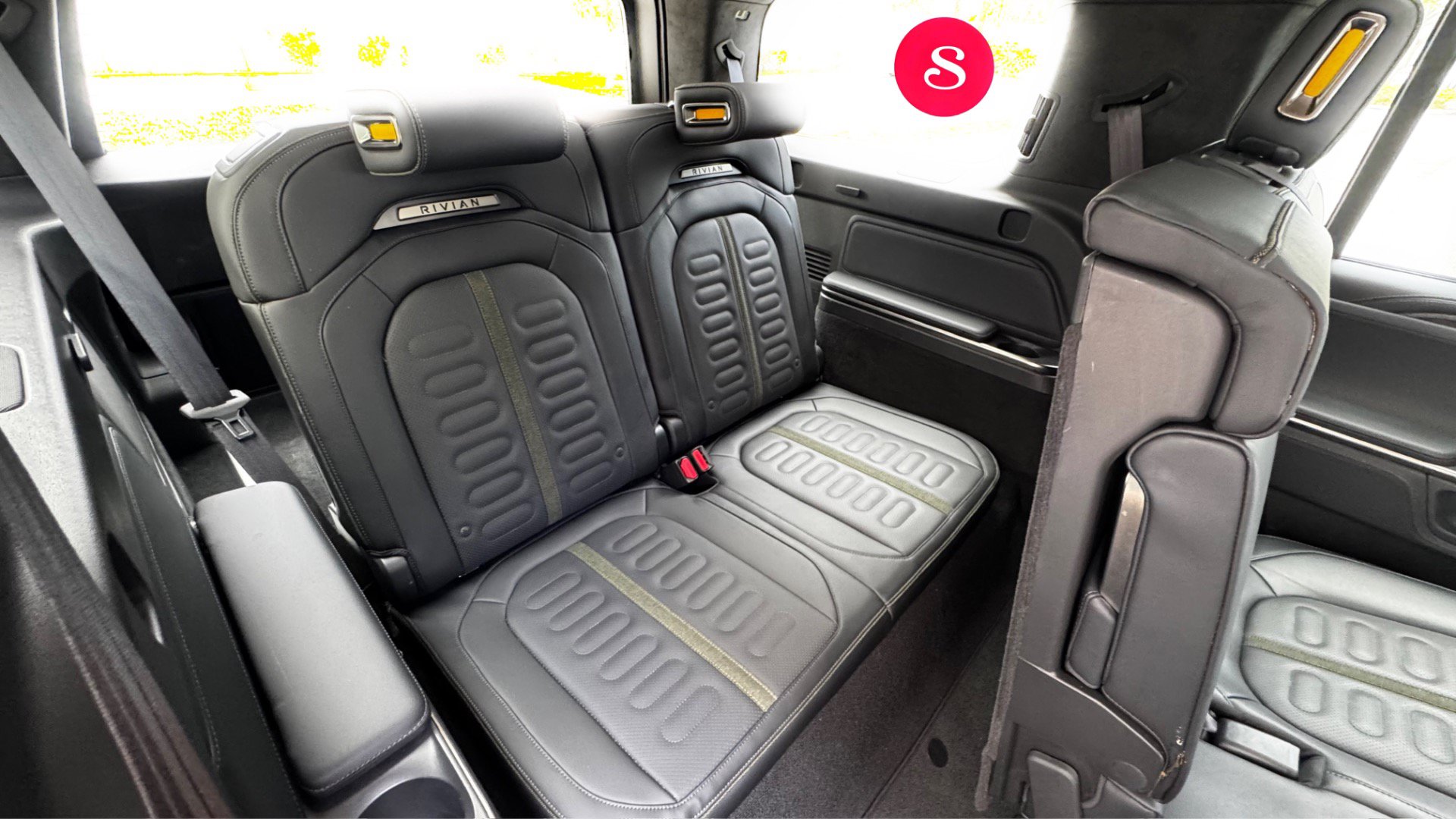 Used 2024 Rivian R1S Adventure Quad AWD/4WD image 20