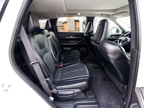 Used 2023 INFINITI QX60 Pure AWD/4WD image 30