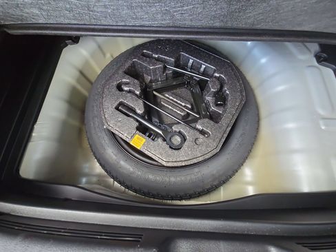 Used 2026 Hyundai Venue SEL FWD image 21