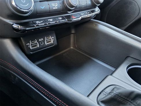 Used 2024 Dodge Durango GT image 26