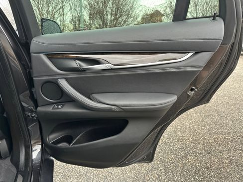 Used 2019 BMW X6 sDrive35i image 16