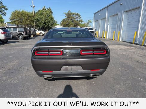 Used 2022 Dodge Challenger GT w/ Blacktop Package RWD image 5