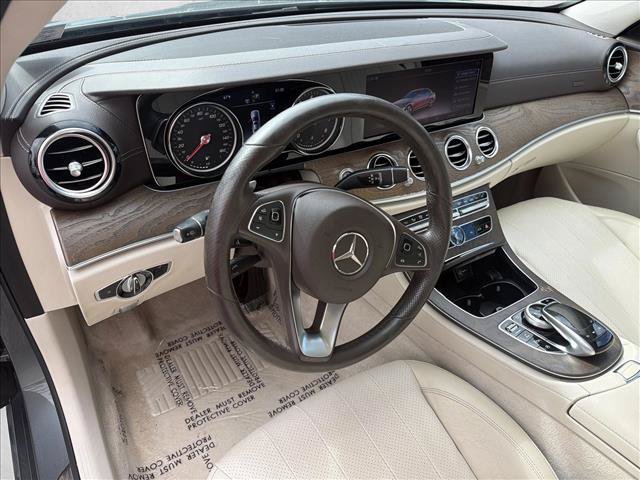 Used 2018 Mercedes-Benz E 300 4MATIC image 13