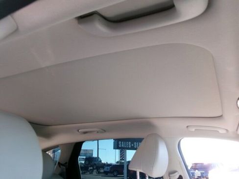 Used 2023 Hyundai Tucson Limited image 22