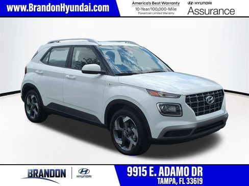 New 2026 Hyundai Venue SEL FWD image 1