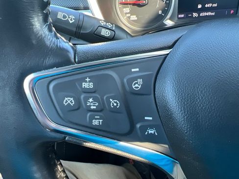 Used 2021 Chevrolet Equinox Premier FWD image 12
