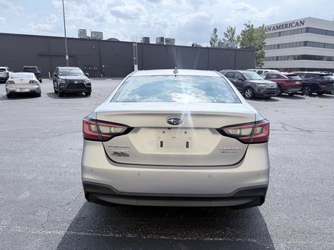 Used 2022 Subaru Legacy Limited w/ Popular Package #3 AWD/4WD image 4