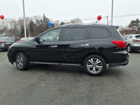 Certified 2018 Nissan Pathfinder SV w/ SV Tech Package image 8
