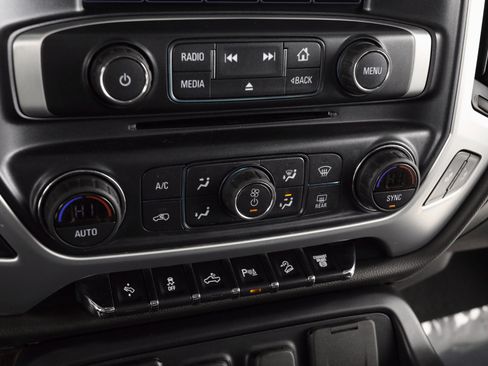 Used 2019 GMC Sierra 2500 SLE image 19