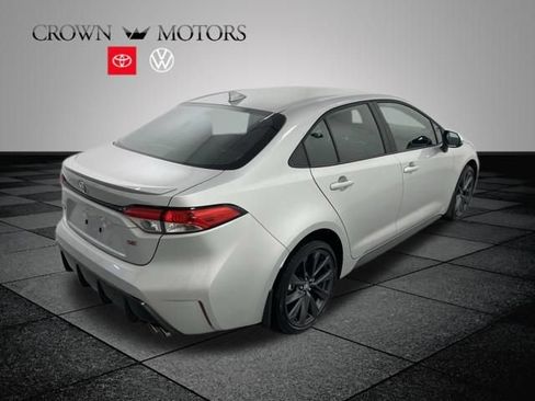 Used 2026 Toyota Corolla SE FWD image 6