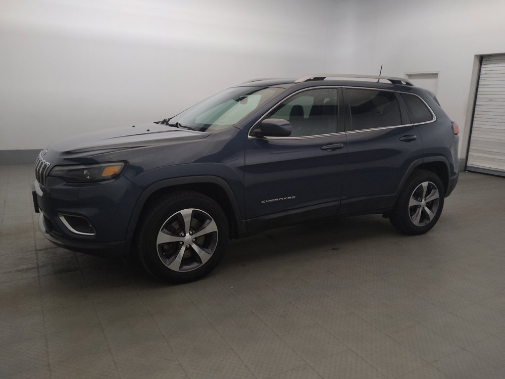 Used 2019 Jeep Cherokee Limited AWD/4WD image 2