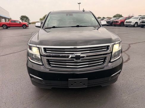 Used 2017 Chevrolet Suburban Premier AWD/4WD image 10