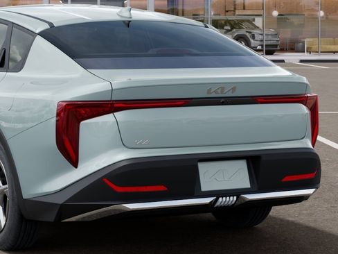 New 2026 Kia K4 FWD image 13