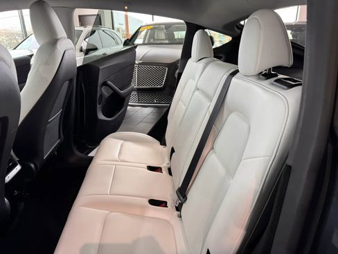 Used 2024 Tesla Model Y Long Range image 20