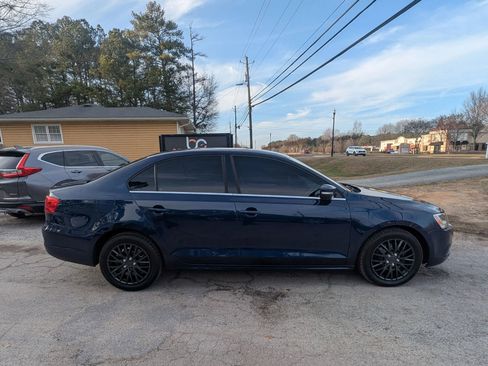 Used 2013 Volkswagen Jetta SE image 4