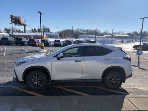 Used 2025 Lexus NX 350h 350h Premium image 3