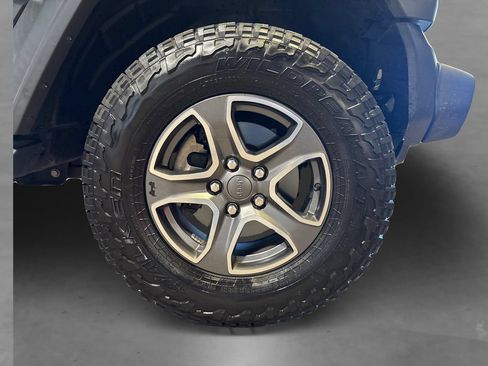 Used 2018 Jeep Wrangler Unlimited Sport AWD/4WD image 21