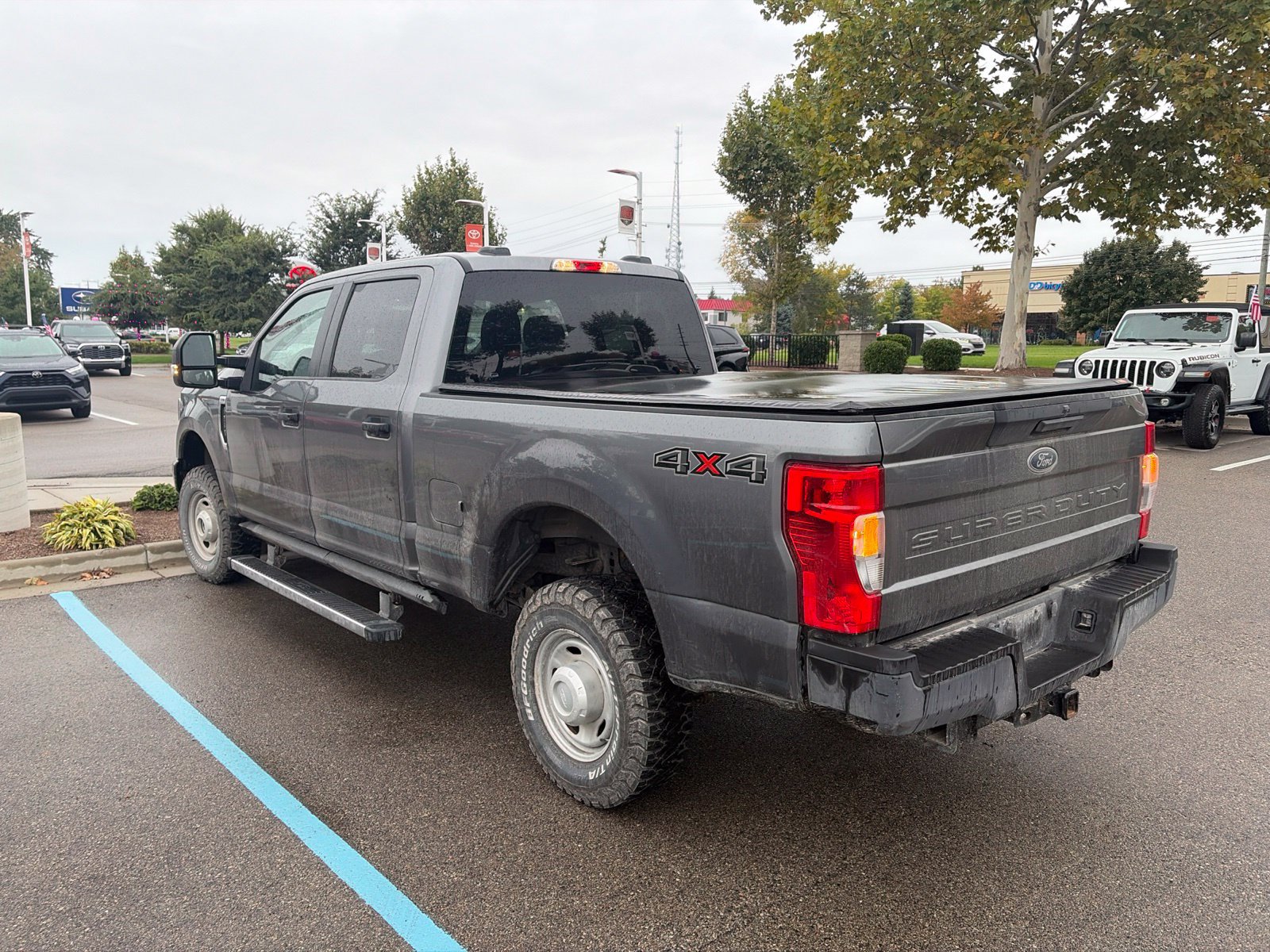 Used 2022 Ford F250 XL w/ Power Equipment Group AWD/4WD image 3