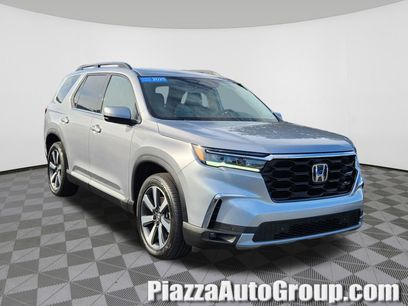 Certified 2025 Honda Pilot Touring