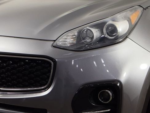 Used 2017 Kia Sportage EX image 41