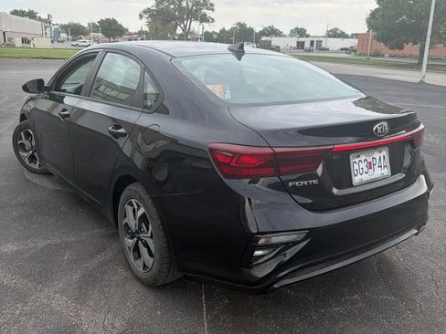Used 2021 Kia Forte LXS FWD image 6