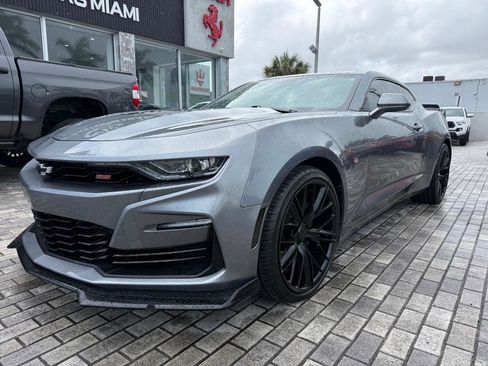 Used 2021 Chevrolet Camaro SS image 3
