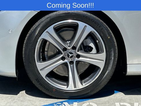 Used 2019 Mercedes-Benz E 300 image 25
