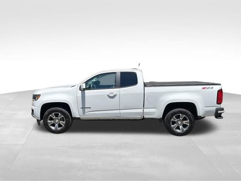 Used 2020 Chevrolet Colorado Z71 AWD/4WD image 2