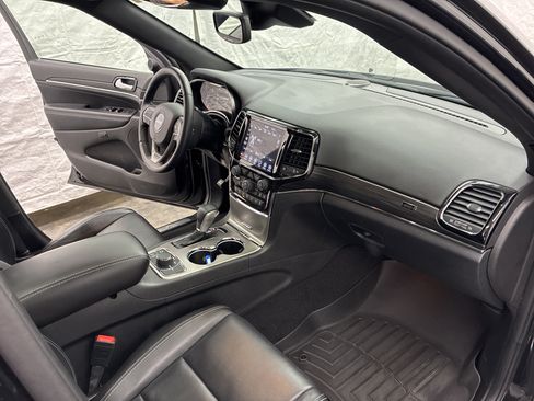 Certified 2021 Jeep Grand Cherokee Limited w/ Quick Order Package 28K 80th AWD/4WD image 18