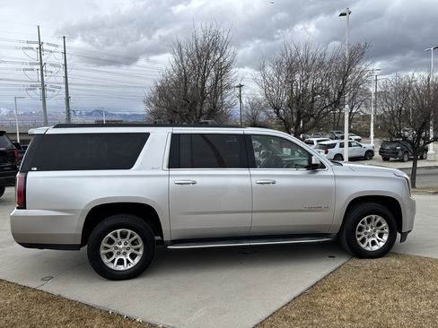 Used 2015 GMC Yukon XL SLT image 6