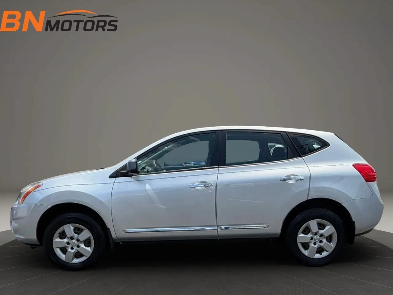 Used 2013 Nissan Rogue S FWD image 8