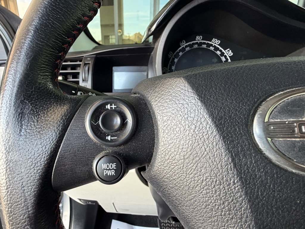 Used 2014 Scion iQ 10 Series FWD image 9