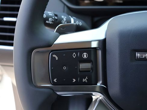 New 2026 Land Rover Discovery Limited Edition AWD/4WD image 31