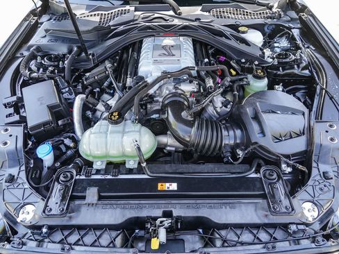 Used 2020 Ford Mustang Shelby GT500 w/ Technology Package RWD image 31