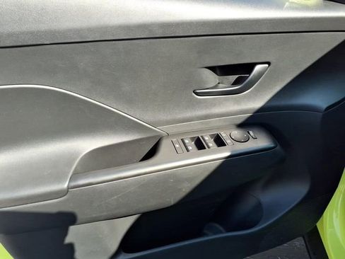 Used 2024 Hyundai Kona SEL FWD image 9