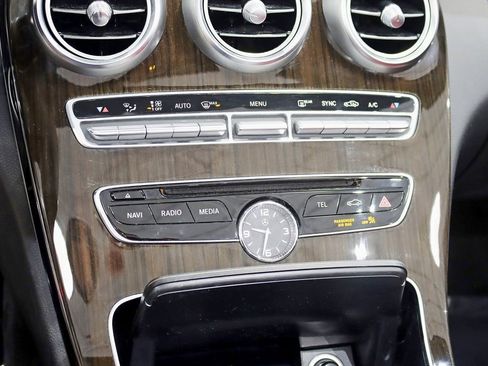 Used 2018 Mercedes-Benz C 300 Cabriolet image 23