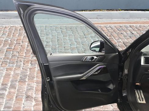 Used 2024 BMW X6 xDrive40i w/ M Sport Professional Package AWD/4WD image 9