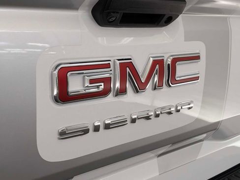 Used 2024 GMC Sierra 1500 Pro image 13