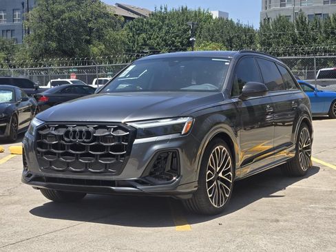 New 2026 Audi SQ7 Premium Plus AWD/4WD image 6