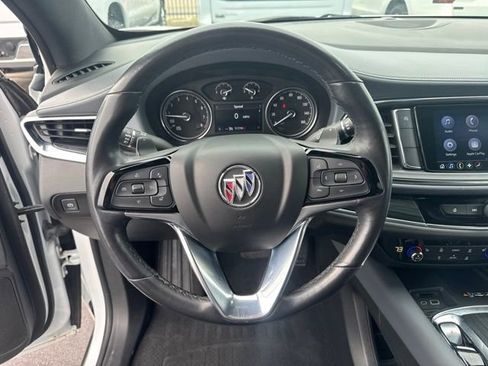Used 2023 Buick Enclave Essence FWD image 14