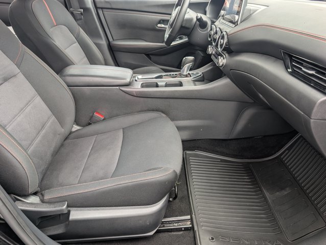 Used 2025 Nissan Sentra SR FWD image 25