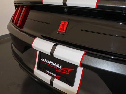 Used 2019 Ford Mustang Shelby GT350R w/ GT350R Equipment Group 920A RWD image 45